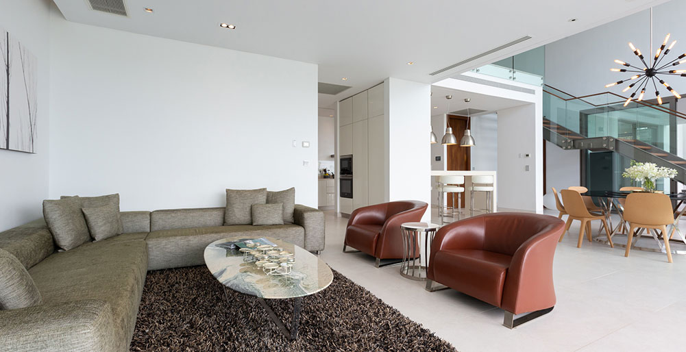 Patio Duplex - Indoor living area